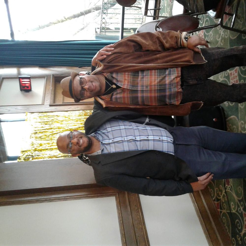 Meet your Posher, Robert